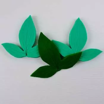 Силиконовый вайнер Лист Пиона (тройной)