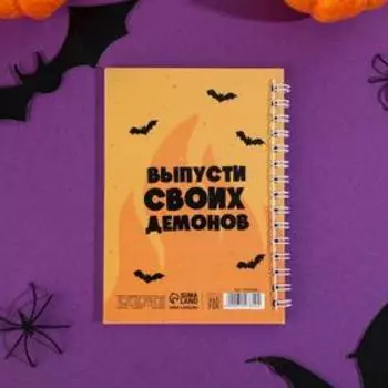 Блокнот А6, 40 л на гребне, с наклейками «Клуб плохих девочек»
