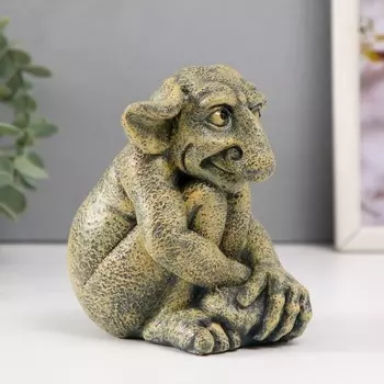 Фигурка "Маленький садовый троль" высота 13 см, ширина 11,5 см, длина 9,5 см.