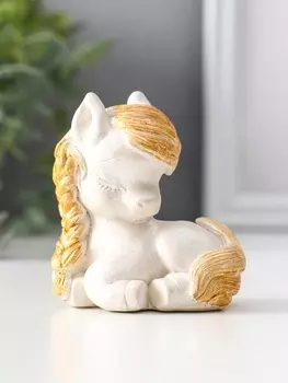 Фигурка «Пони с косой», 6.564 см, перламутр