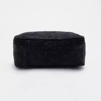 Косметичка на молнии, цвет чёрный