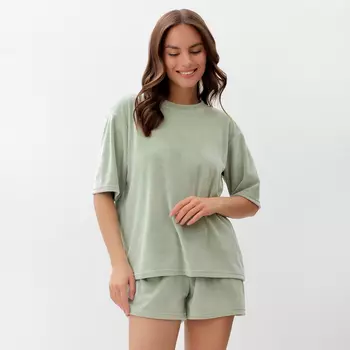 Пижама женская (футболка, шорты) KAFTAN Plushy, размер 52-54, зелёная