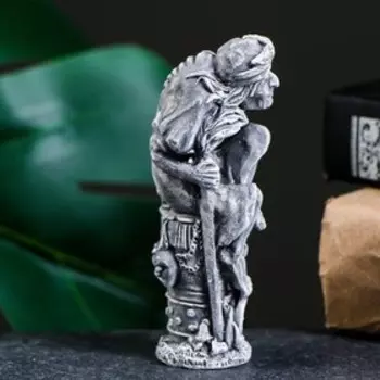 Статуэтка "Баба Яга" серый, 10см