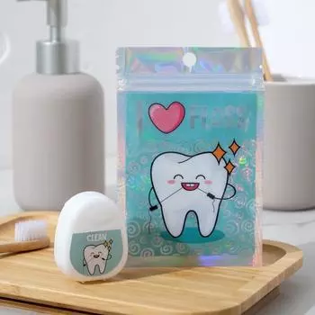 Зубная нить в голографическом пакете I love floss, 30 м., 5 х 4 см