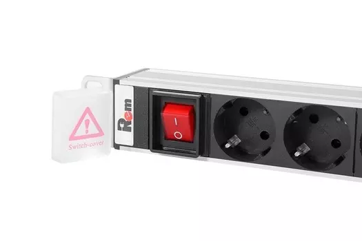 Блок розеток вертикальный Rem-16 с выключателем 10 Schuko 10 C13 вход IEC 60320 C20 16A 33-48U