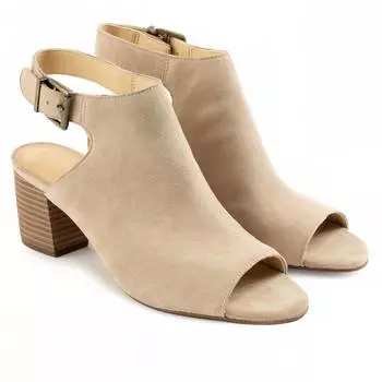 Женские босоножки Clarks(Deloria Gia 26140187), песочные