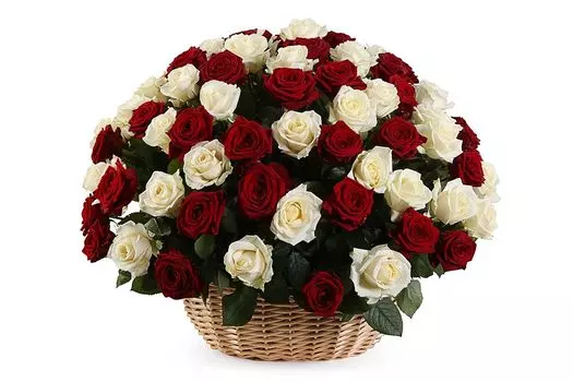 Букет 101 роза микс в корзине