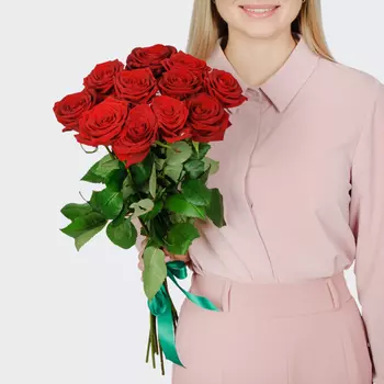 Букет 11 красных роз Ред Наоми (60 см)
