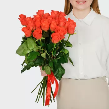 Букет 19 роз Вау