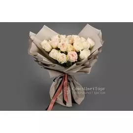 Букет 21 роза Вайт О'Хара