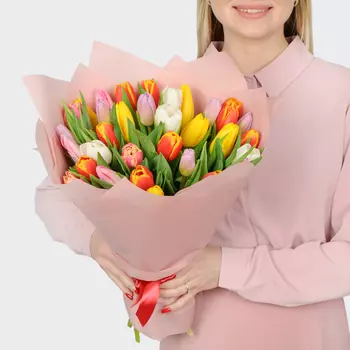 Букет 35 тюльпанов микс