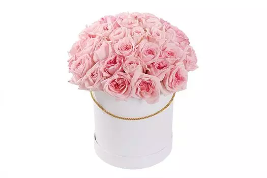 Букет 51 роза Пинк О'Хара в шляпной коробке