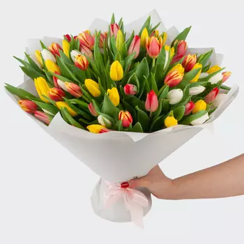 Букет 75 тюльпанов Лучики солнца