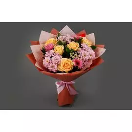 Букет Другая жизнь (розы, герберы, хризантема)