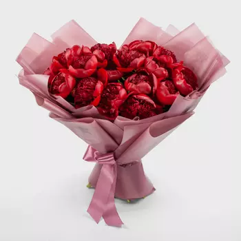 Букет из 15 пионов Страстное желание