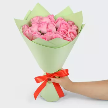 Букет из 19 роз Сердце ангела