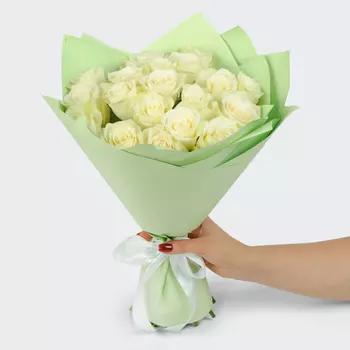 Букет из 19 роз Жемчужное ожерелье