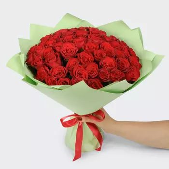 Букет из 51 розы Красный цвет страсти