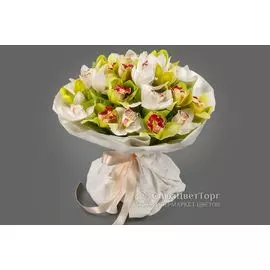 Букет из орхидей Фисташковое мороженое