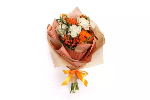 Букет из роз и герберы Рыжие пески