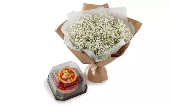 Букет Миллион звезд + торт «Пломбир-клубника»