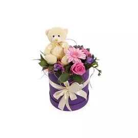 Букет Поляна поцелуев в шляпной коробке