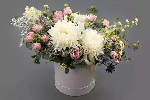 Букет Полярное утро в шляпной коробке