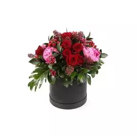 Букет Темная ночь в шляпной коробке