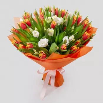 Букет Весенняя палитра (бело-оранжевая)