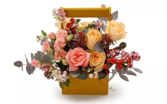 Букет в кашпо Классический роман