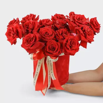 Букет в коробке Пылающая любовь