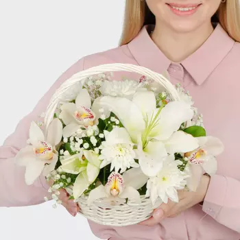Букет в корзине Летний бриз