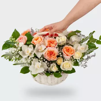 Букет в корзине Небесный дар