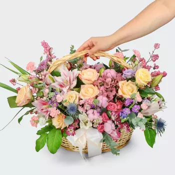 Букет в корзине Туманы Авалона