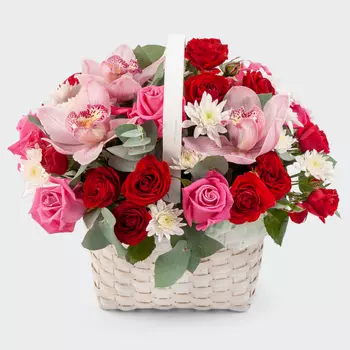 Букет в корзинке Светлая бухта