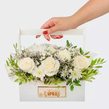 Букет в ящике Высокие чувства