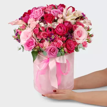 Букет в шляпной коробке В объятиях мечты