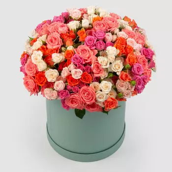 Букет в зеленой коробке Чудное мгновение (51 роза)