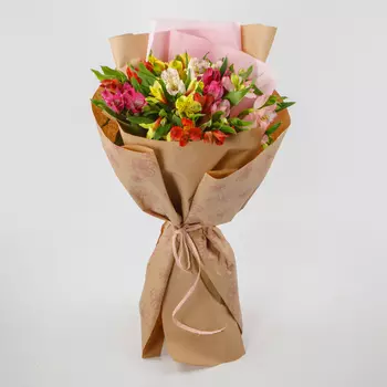 Букет Затерянный мир (9 альстромерий)