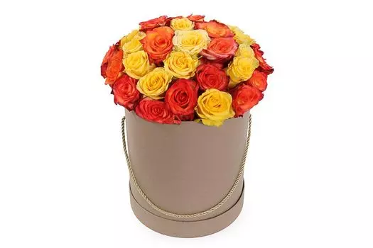 Букет Золотое сечение в шляпной коробке