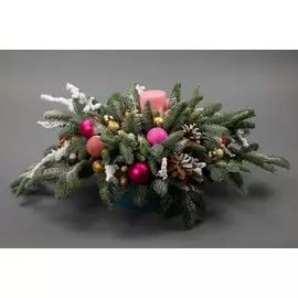 Композиция Новогодний сюрприз в кашпо