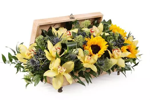 Композиция Яркие эмоции в кашпо