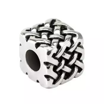 Подвеска Плетеный квадрат