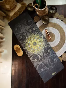 Коврик для йоги NiiDRA Павлин классический, Черный