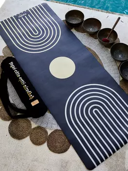 Коврик для йоги NiiDRA Здесь и сейчас Pro, Черный