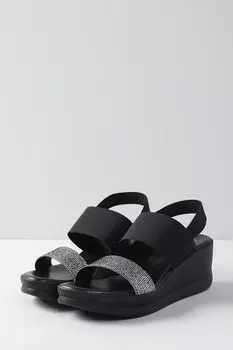 Босоножки Desa