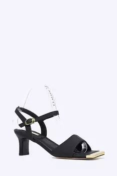 Босоножки кожаные VITACCI