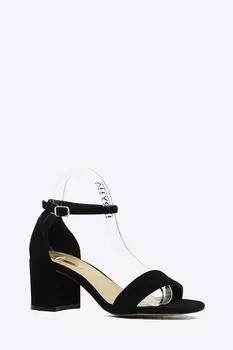 Босоножки кожаные VITACCI