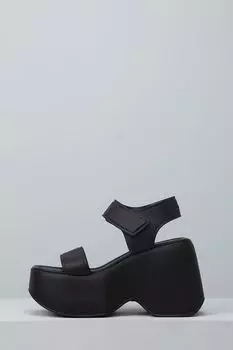 Босоножки на массивной подошве Vic Matie