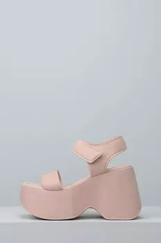 Босоножки на массивной подошве Vic Matie